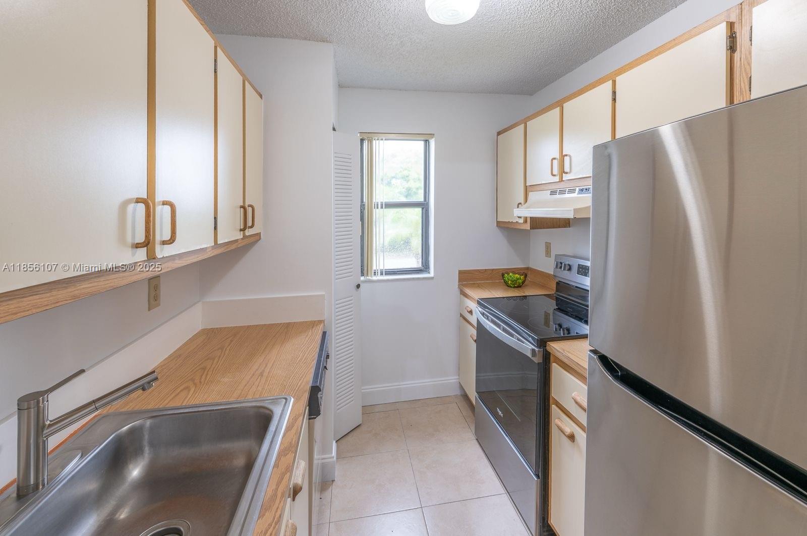 15650 SW 80th St F-201