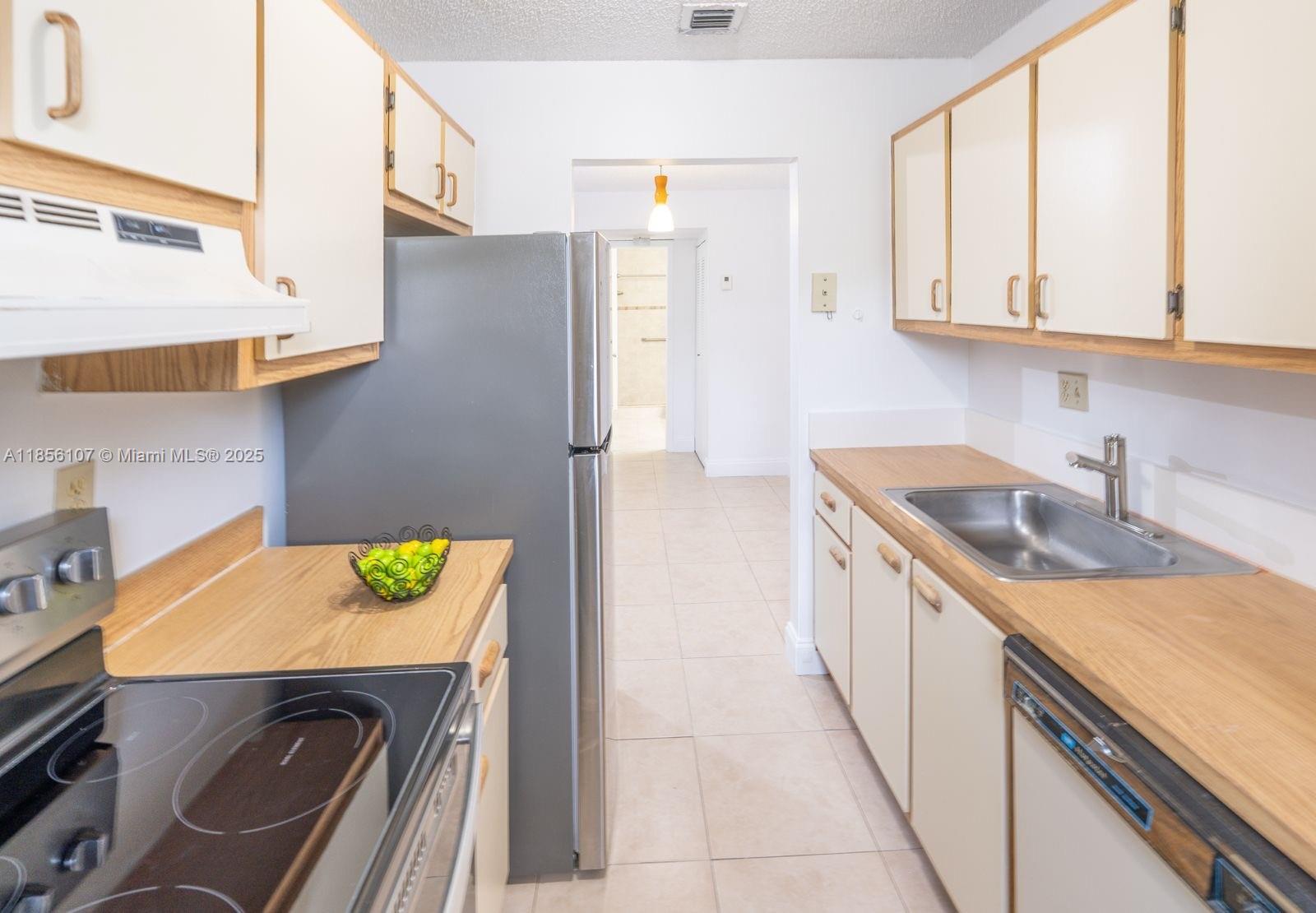 15650 SW 80th St F-201