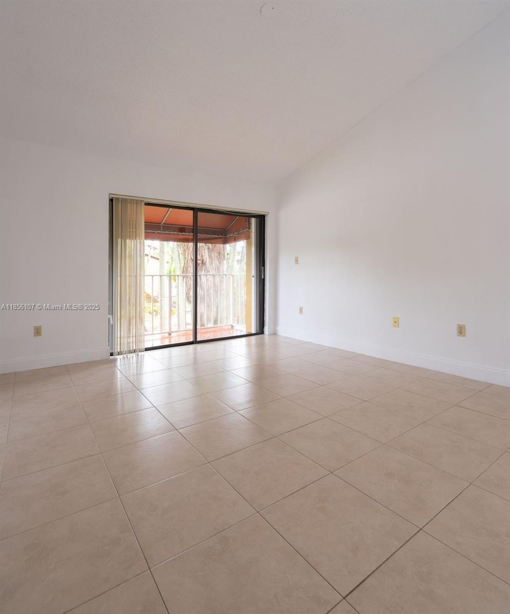 15650 SW 80th St F-201