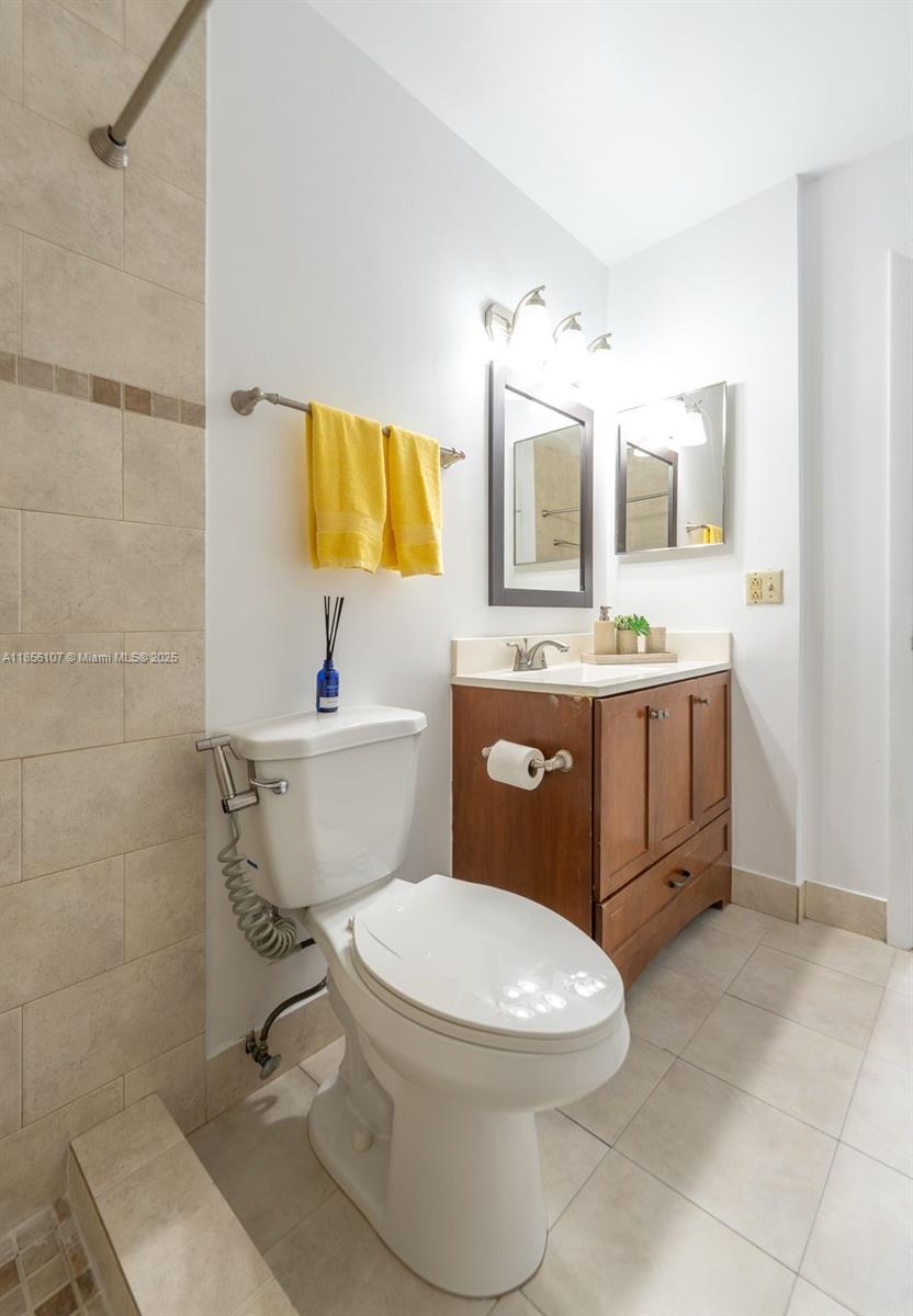 15650 SW 80th St F-201