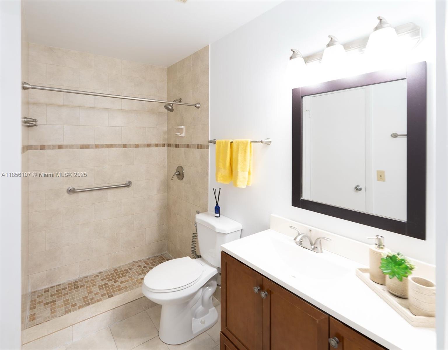 15650 SW 80th St F-201
