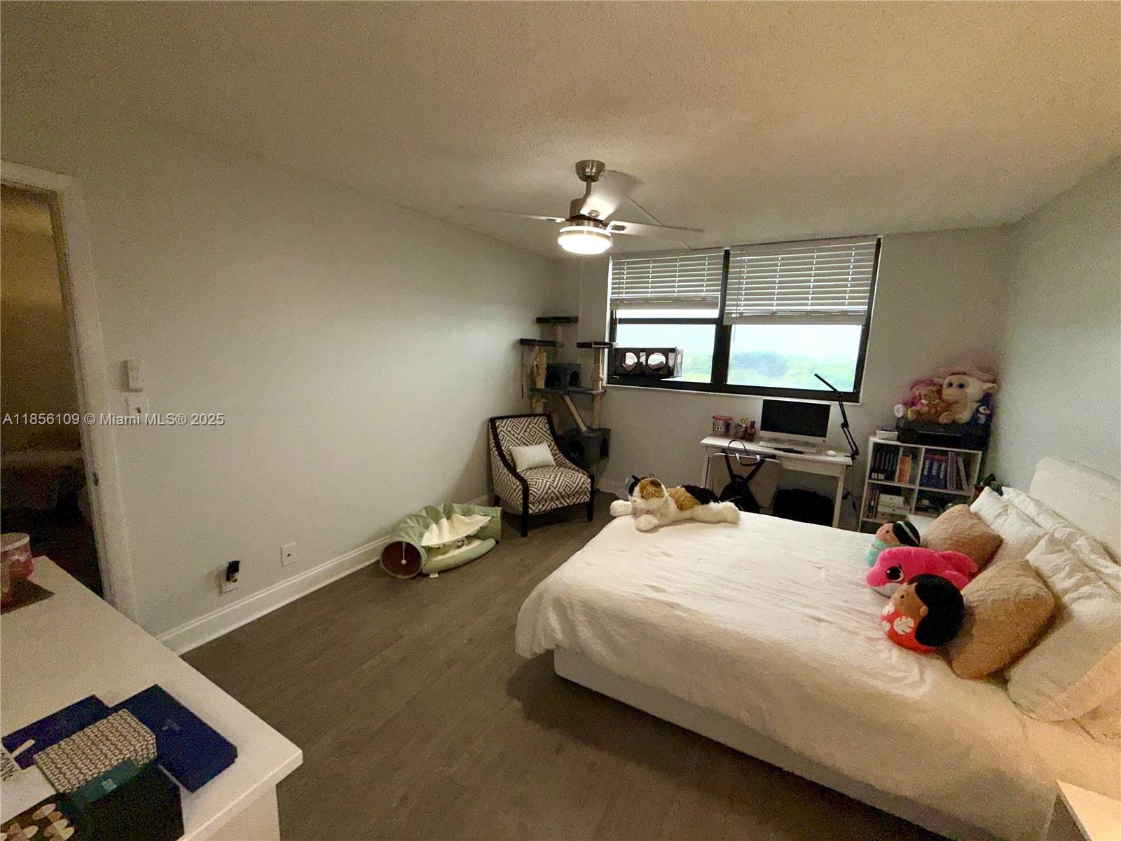 Property photo # 6
