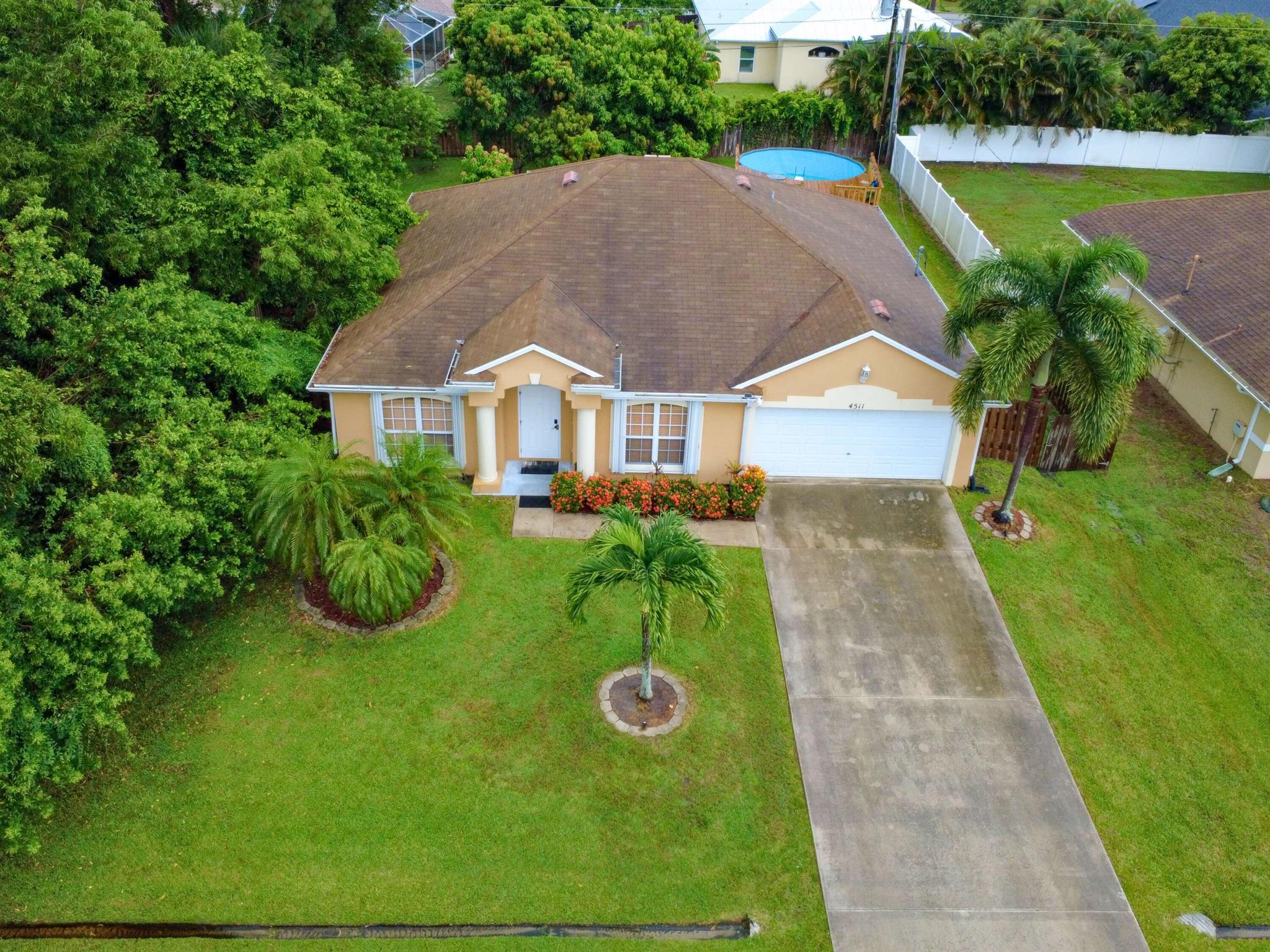 Homes for sale in Port St. Lucie, FL | 4511 Nw Glazbrook Street, Port St. Lucie, FL 34983 | MLS# R11114532