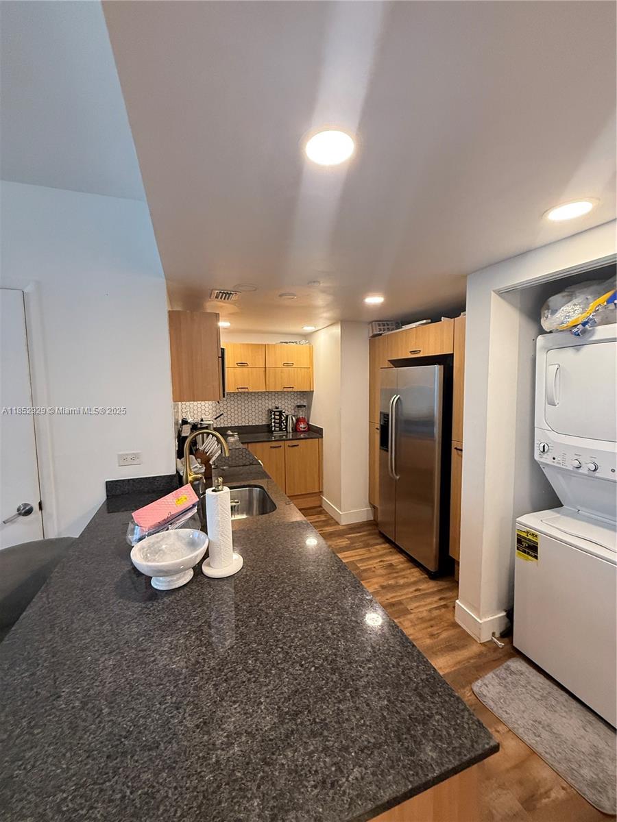350 S Miami Ave #1803, Miami FL 33130