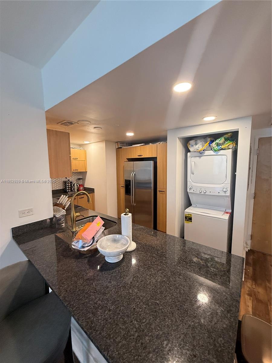 350 S Miami Ave #1803, Miami FL 33130
