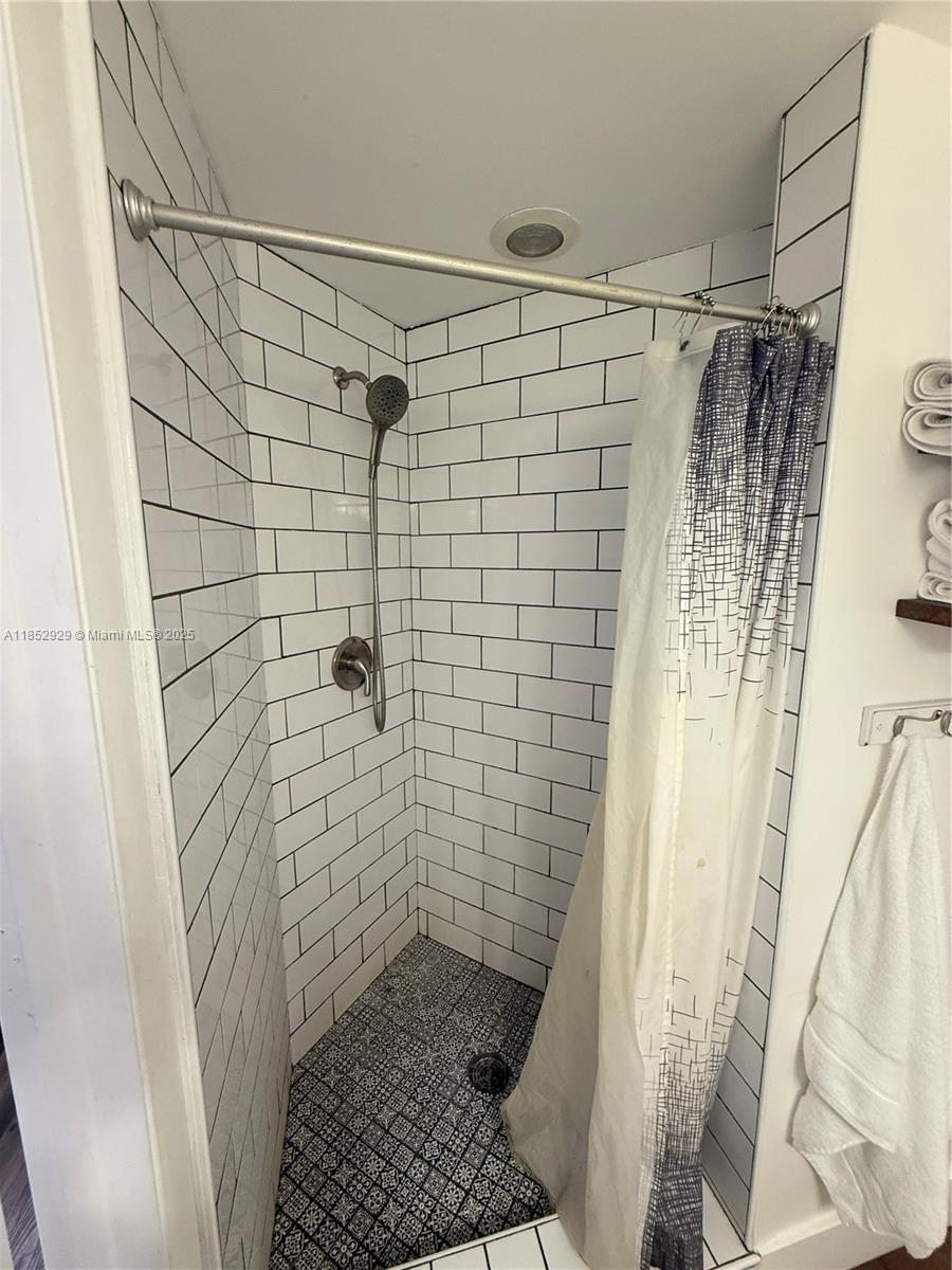 350 S Miami Ave #1803, Miami FL 33130