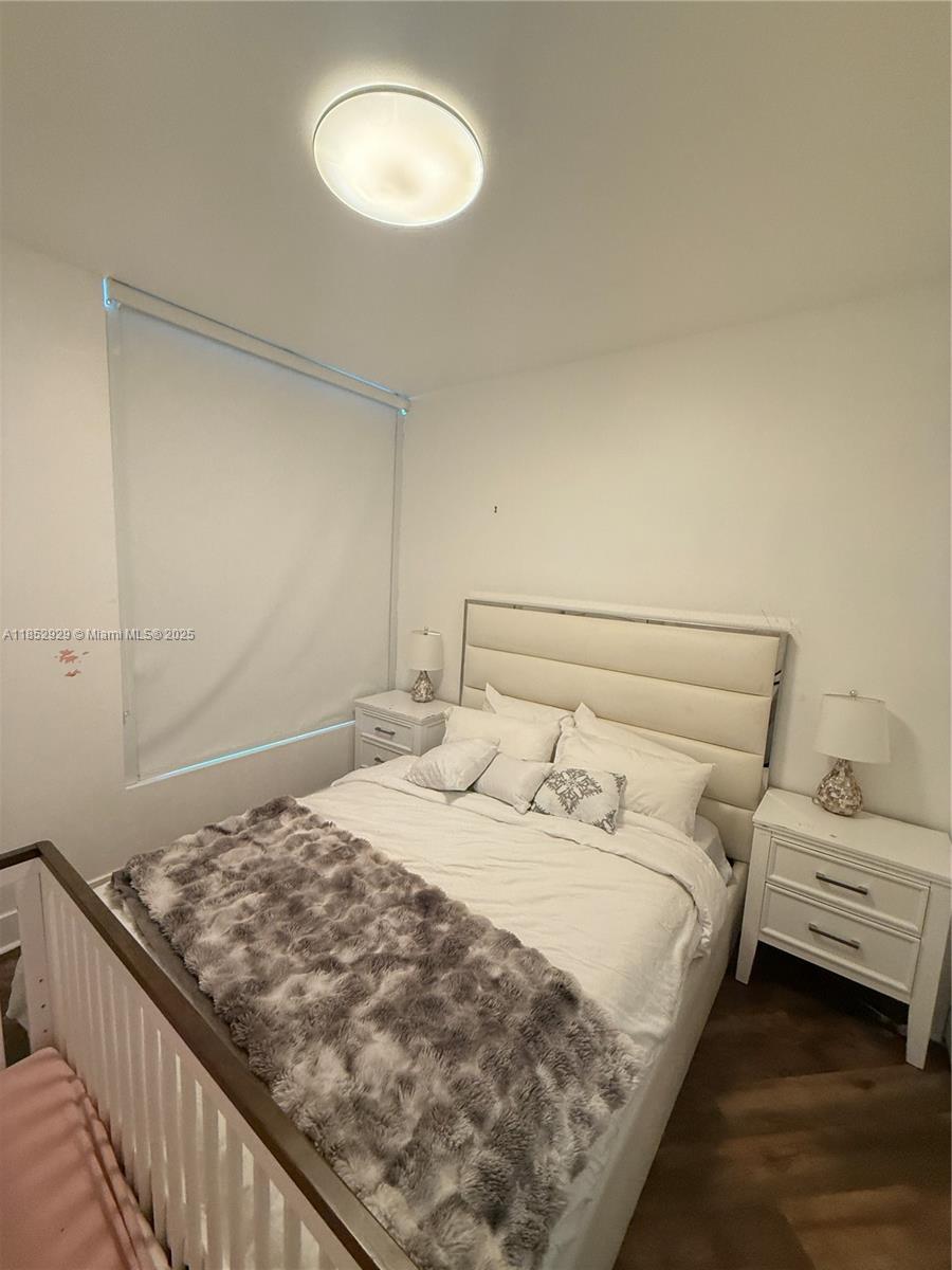 350 S Miami Ave #1803, Miami FL 33130