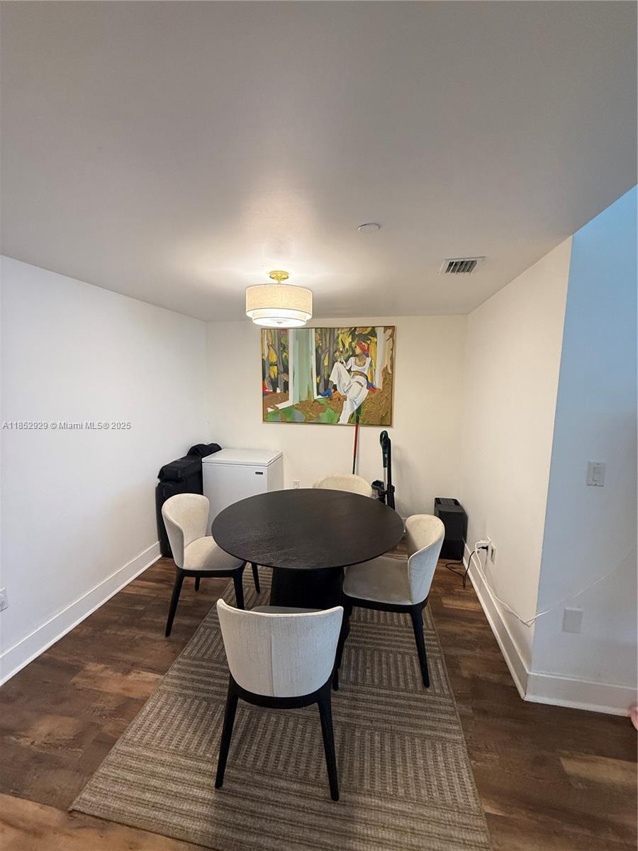 350 S Miami Ave #1803, Miami FL 33130