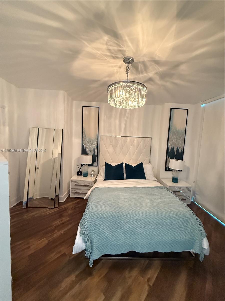 350 S Miami Ave #1803, Miami FL 33130