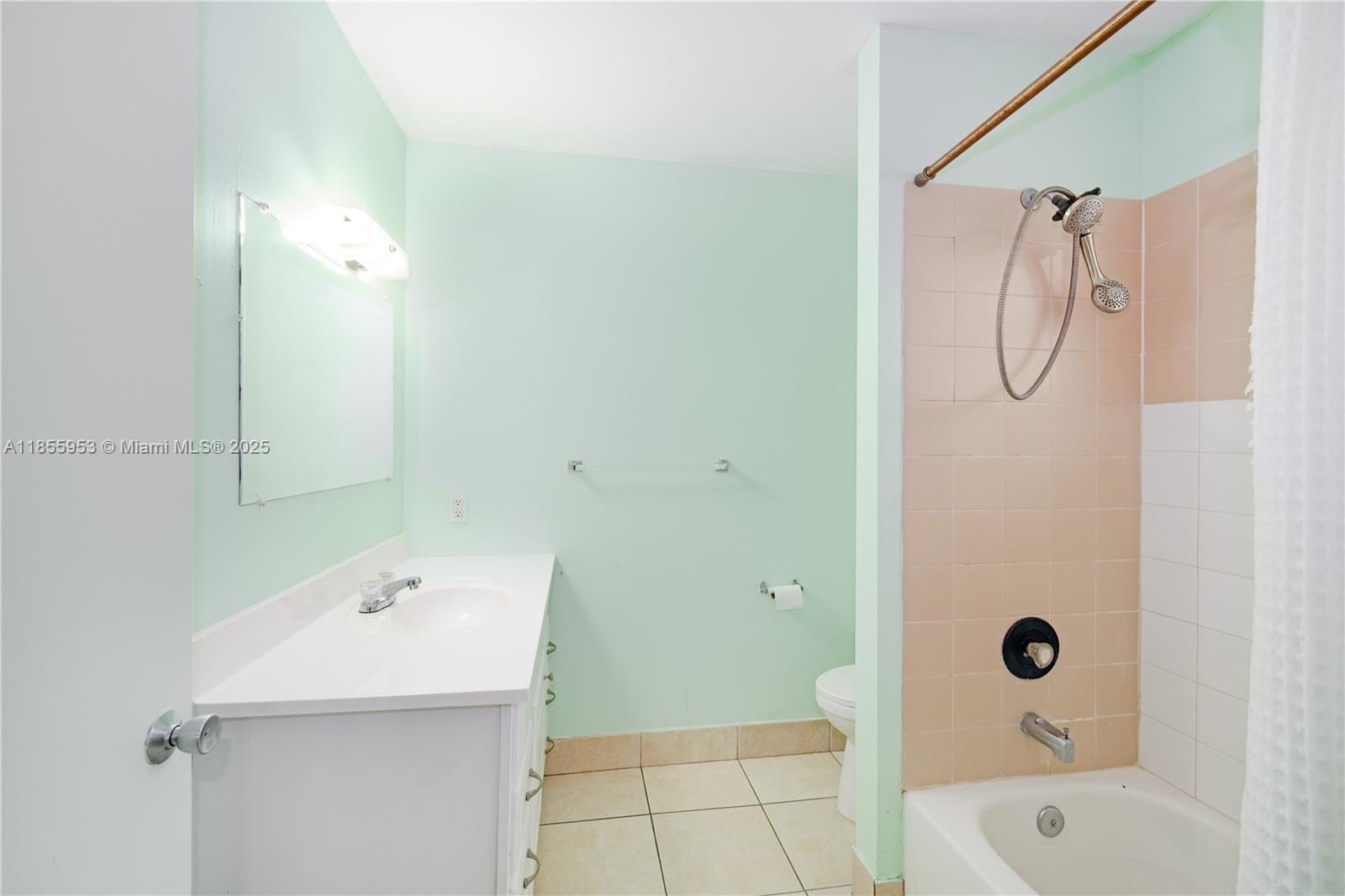 Property photo # 7