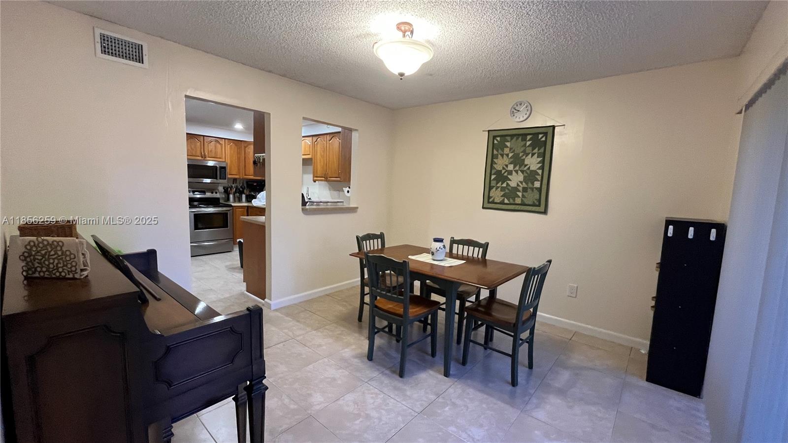 Property photo # 6