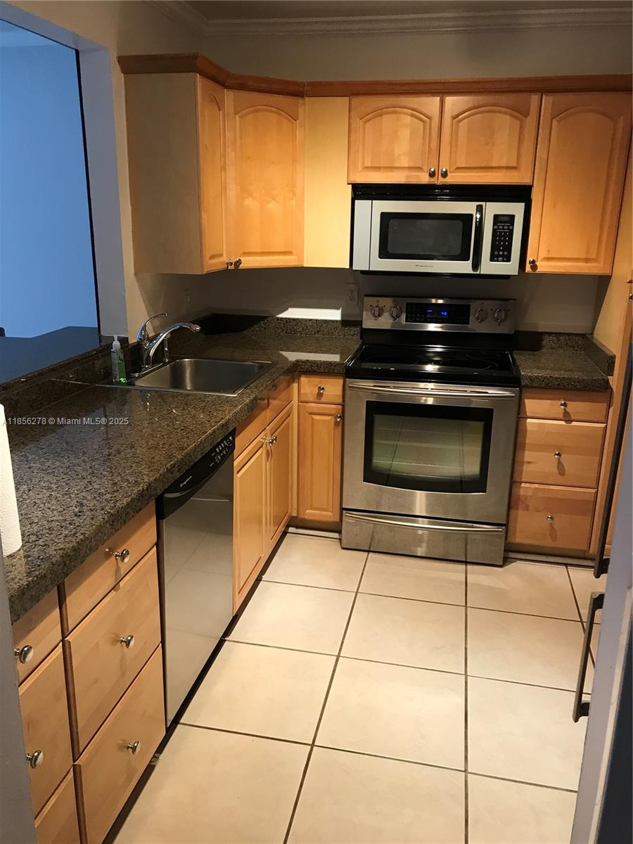Property photo # 8