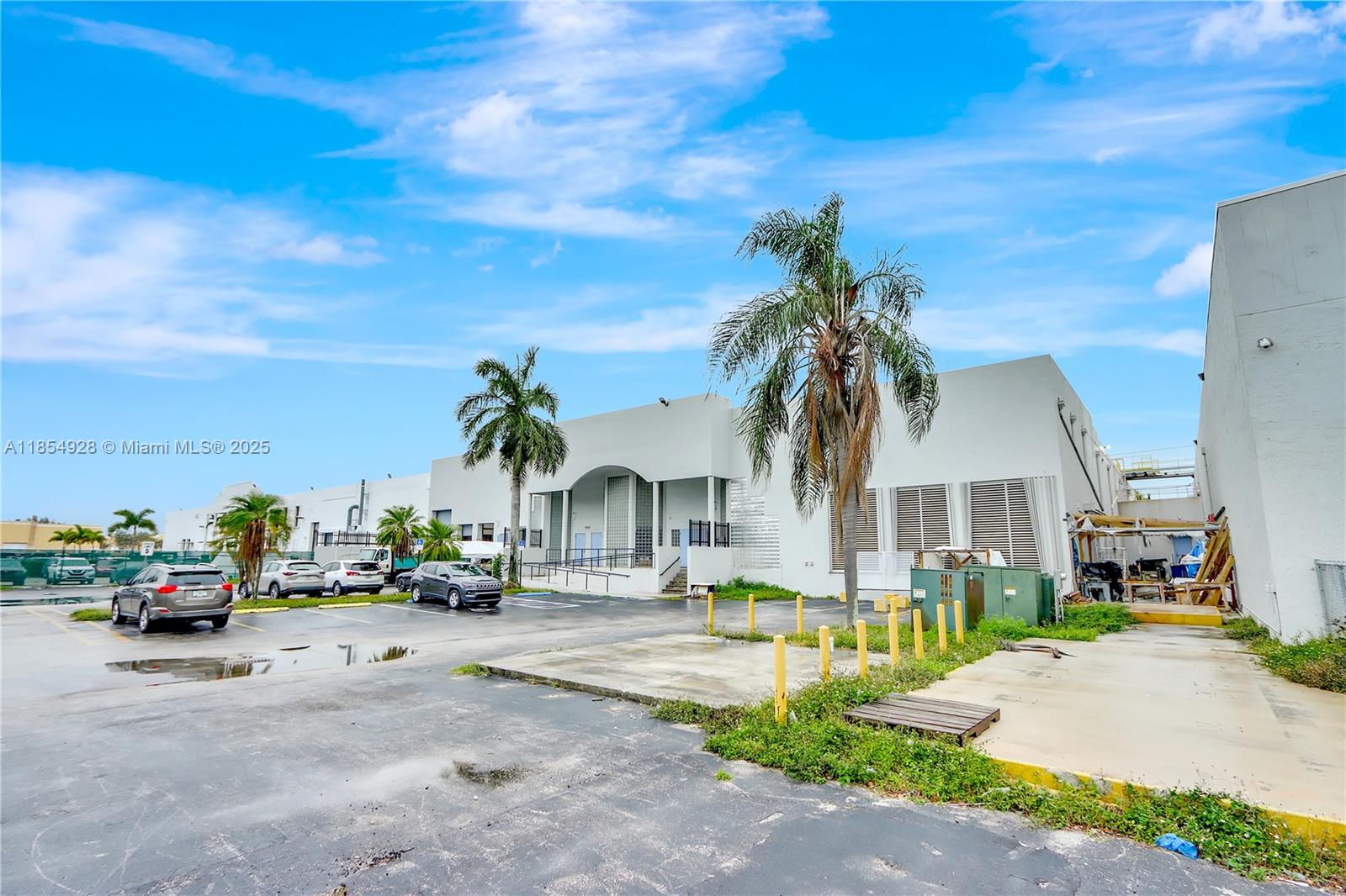 12900 NW 38th Ave