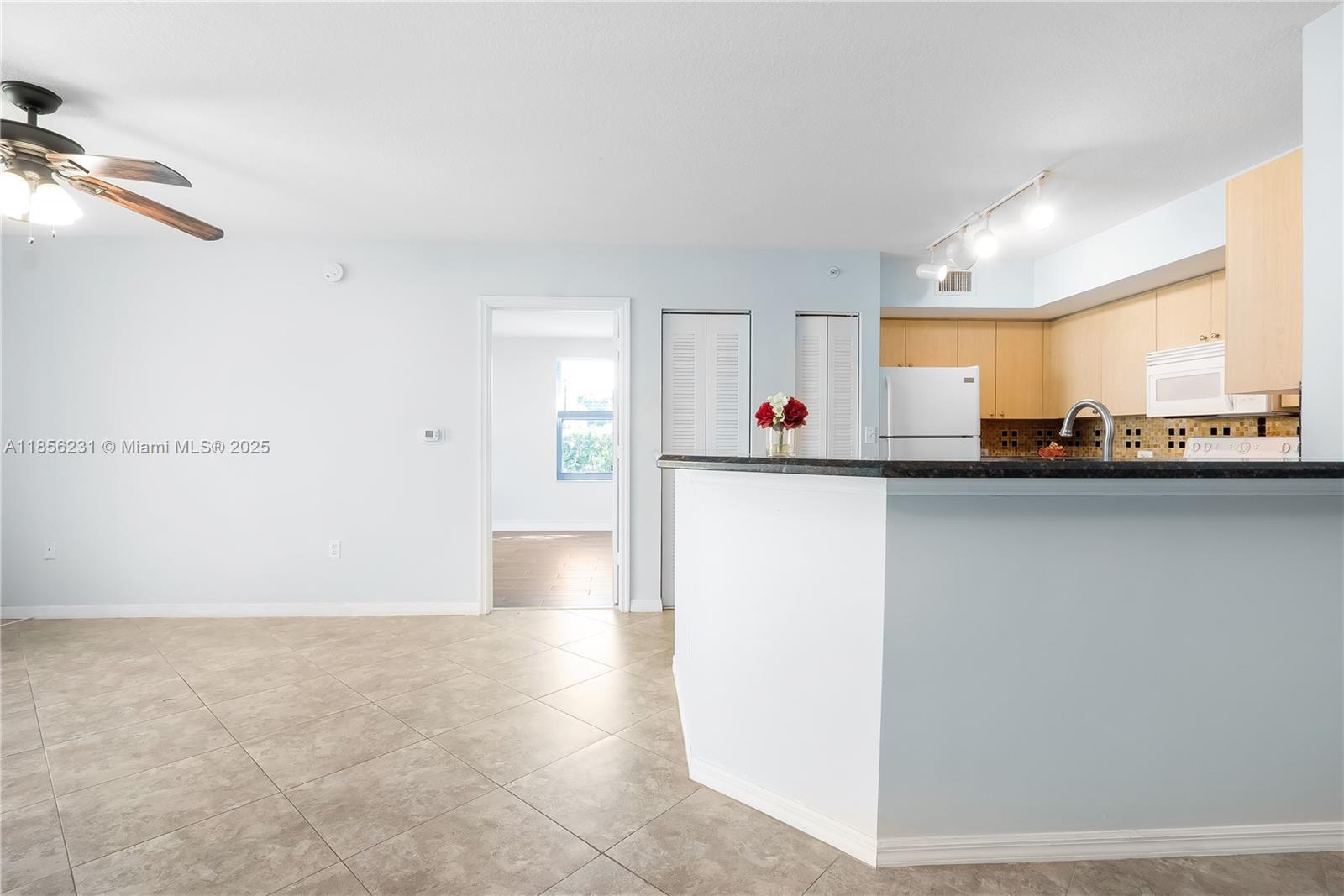 Property photo # 4