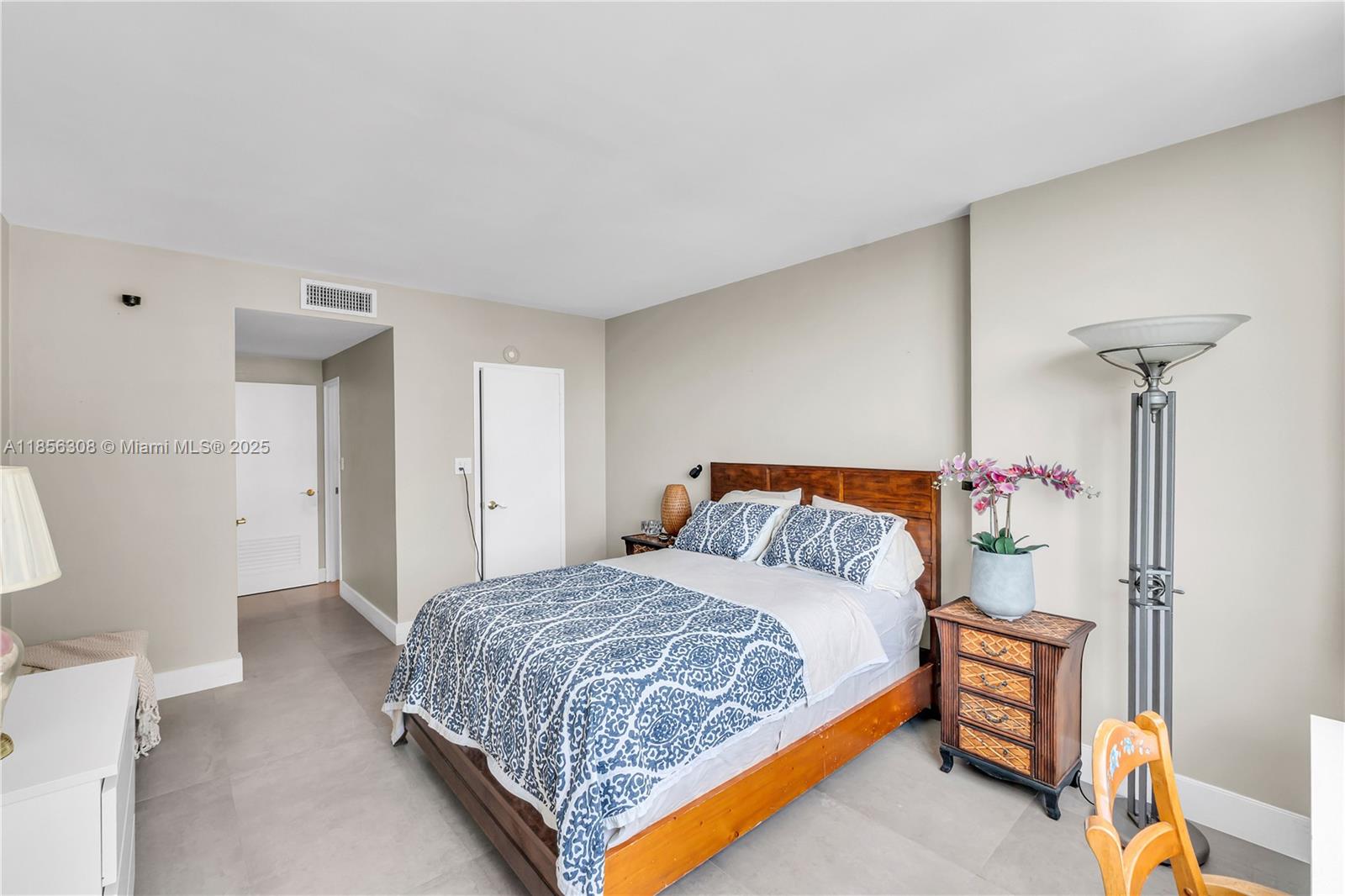 Property photo # 6