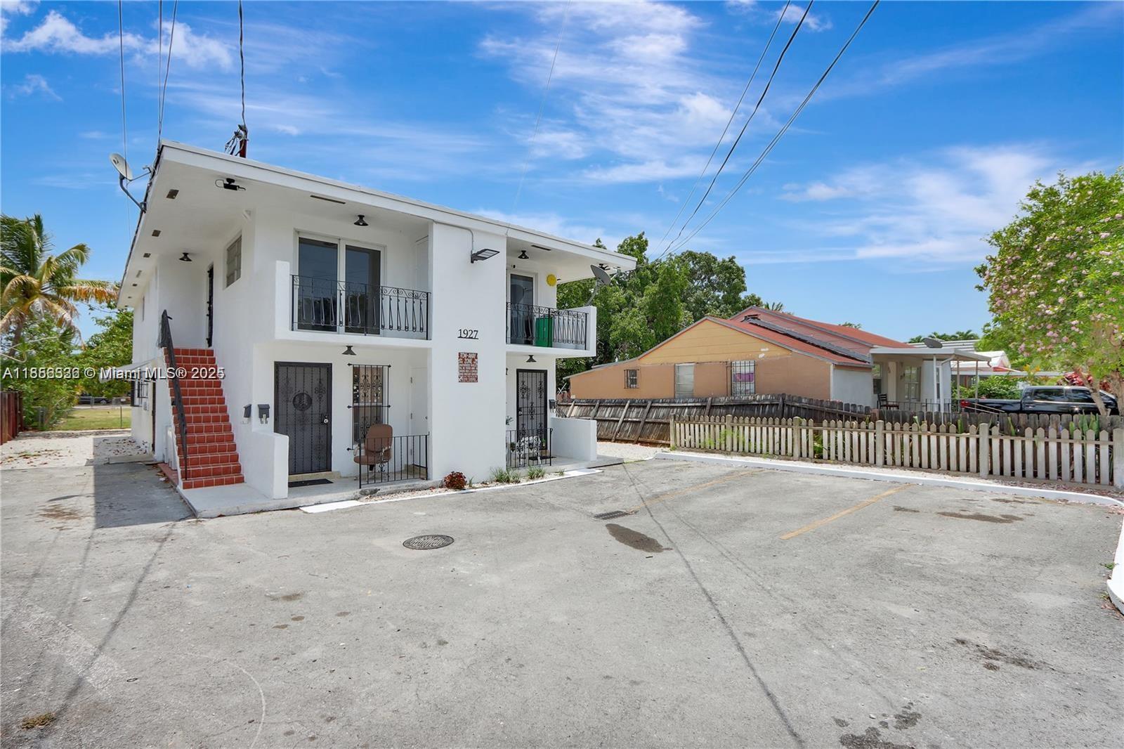 1927 NW 20th Ave 3