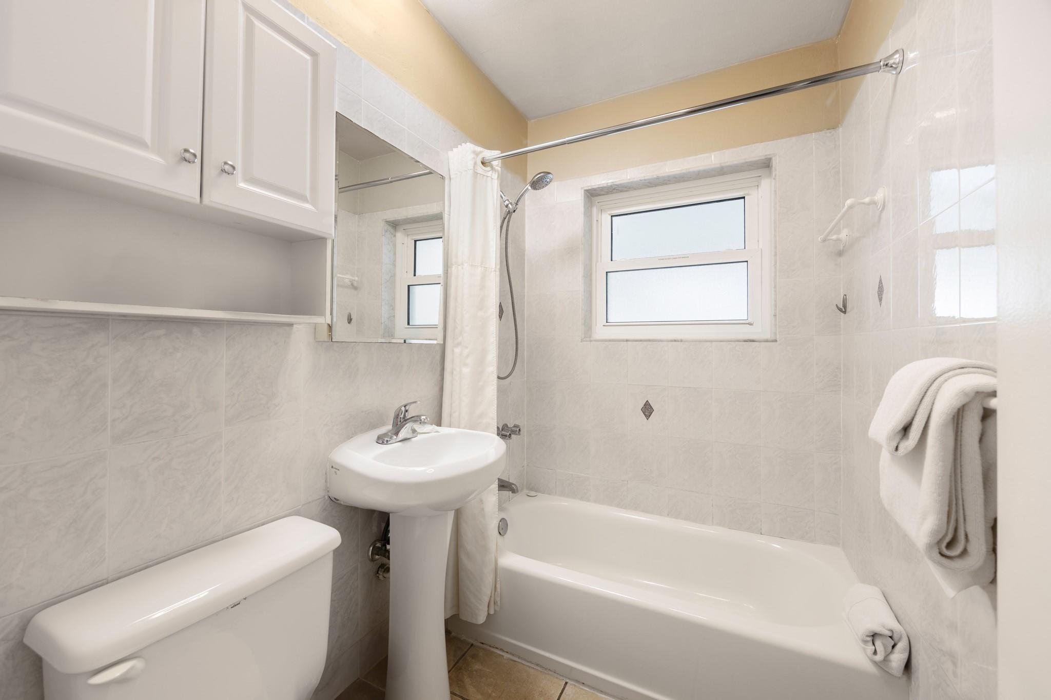 2640+2648+2667 NE 32nd St, Fort Lauderdale, FL 33306