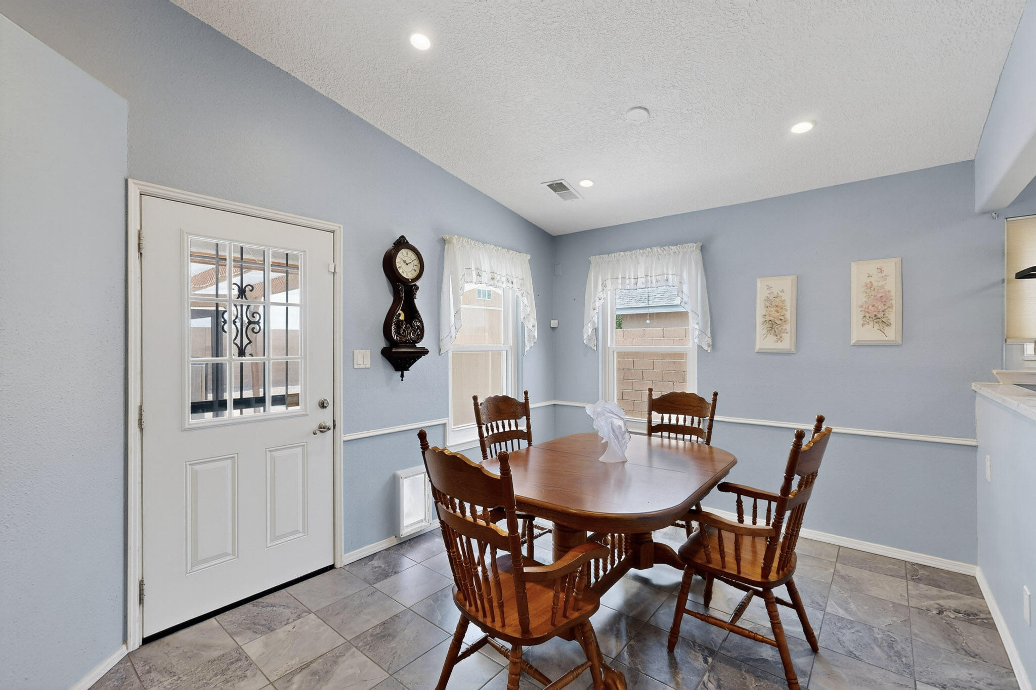 1050 WAGON TRAIL Street 