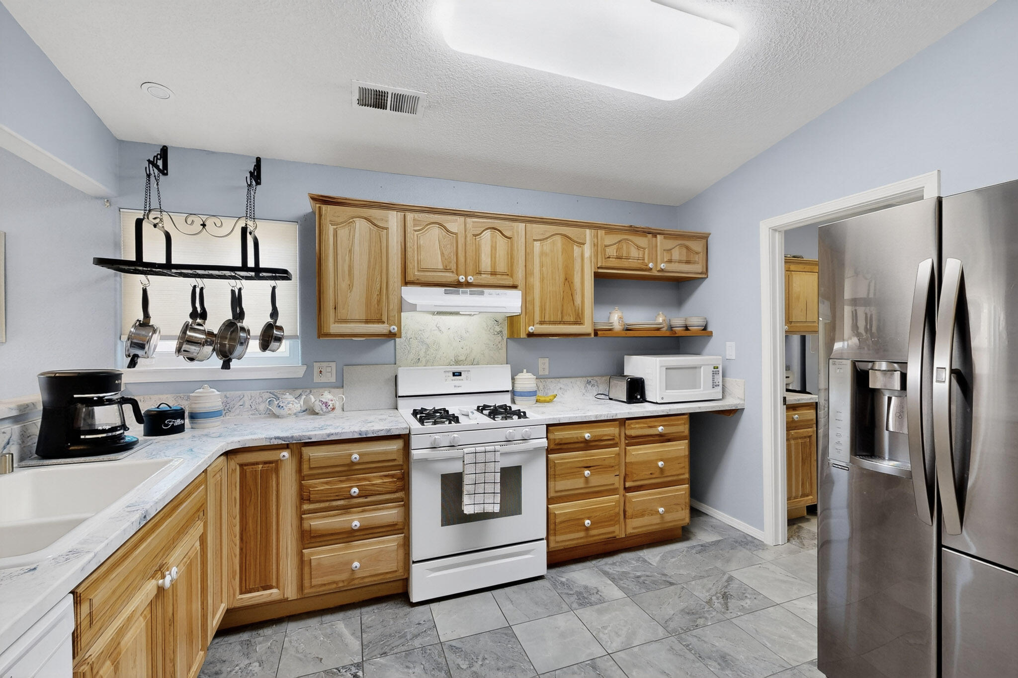 1050 WAGON TRAIL Street 