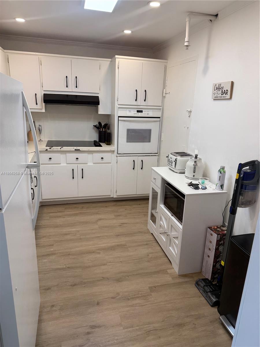 Property photo # 9