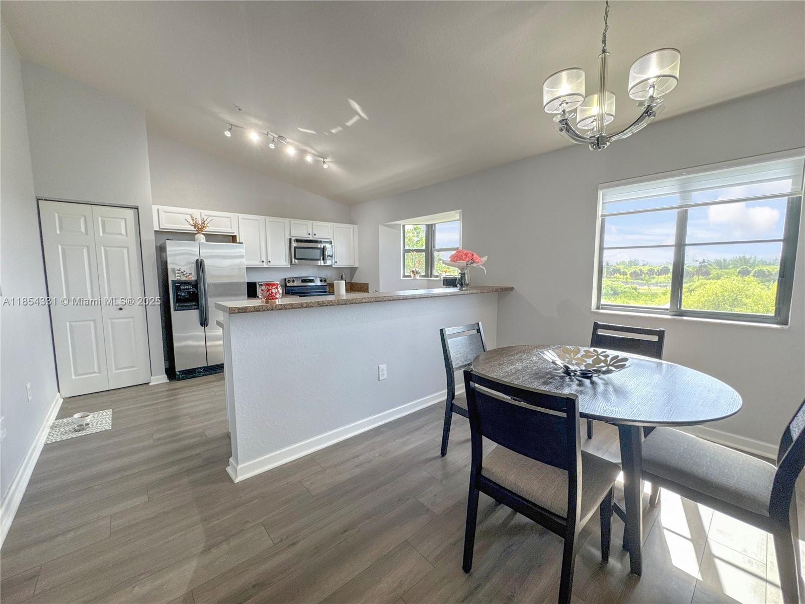 22541 SW 88th Pl 304-6