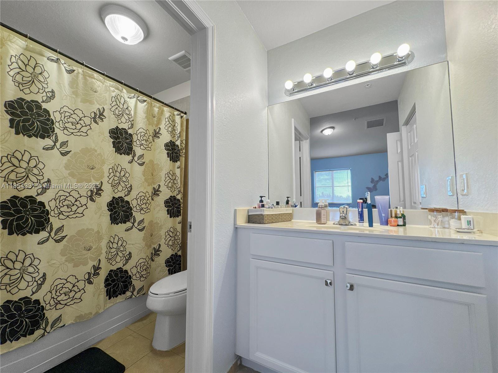 22541 SW 88th Pl 304-6