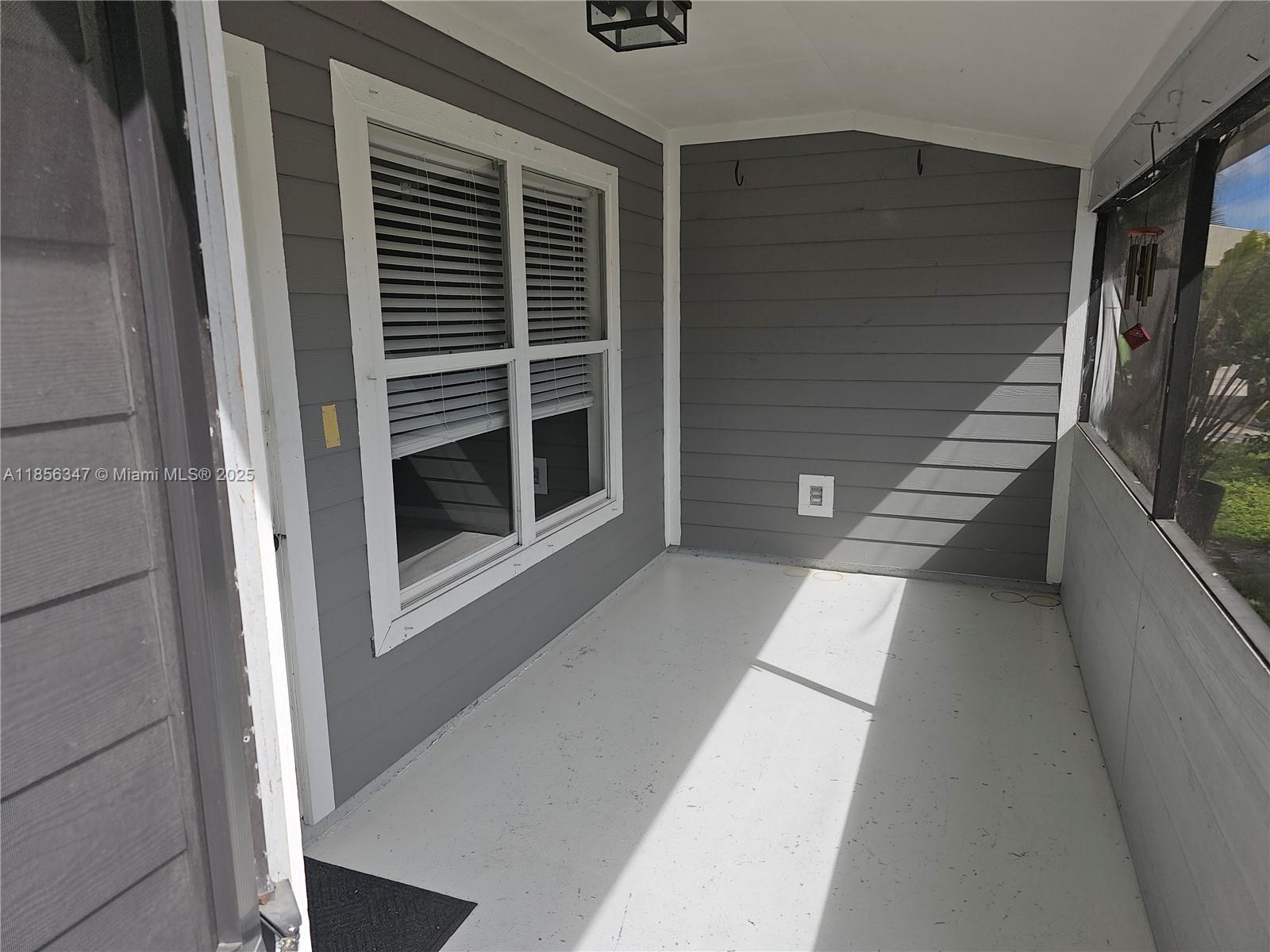 Property photo # 9