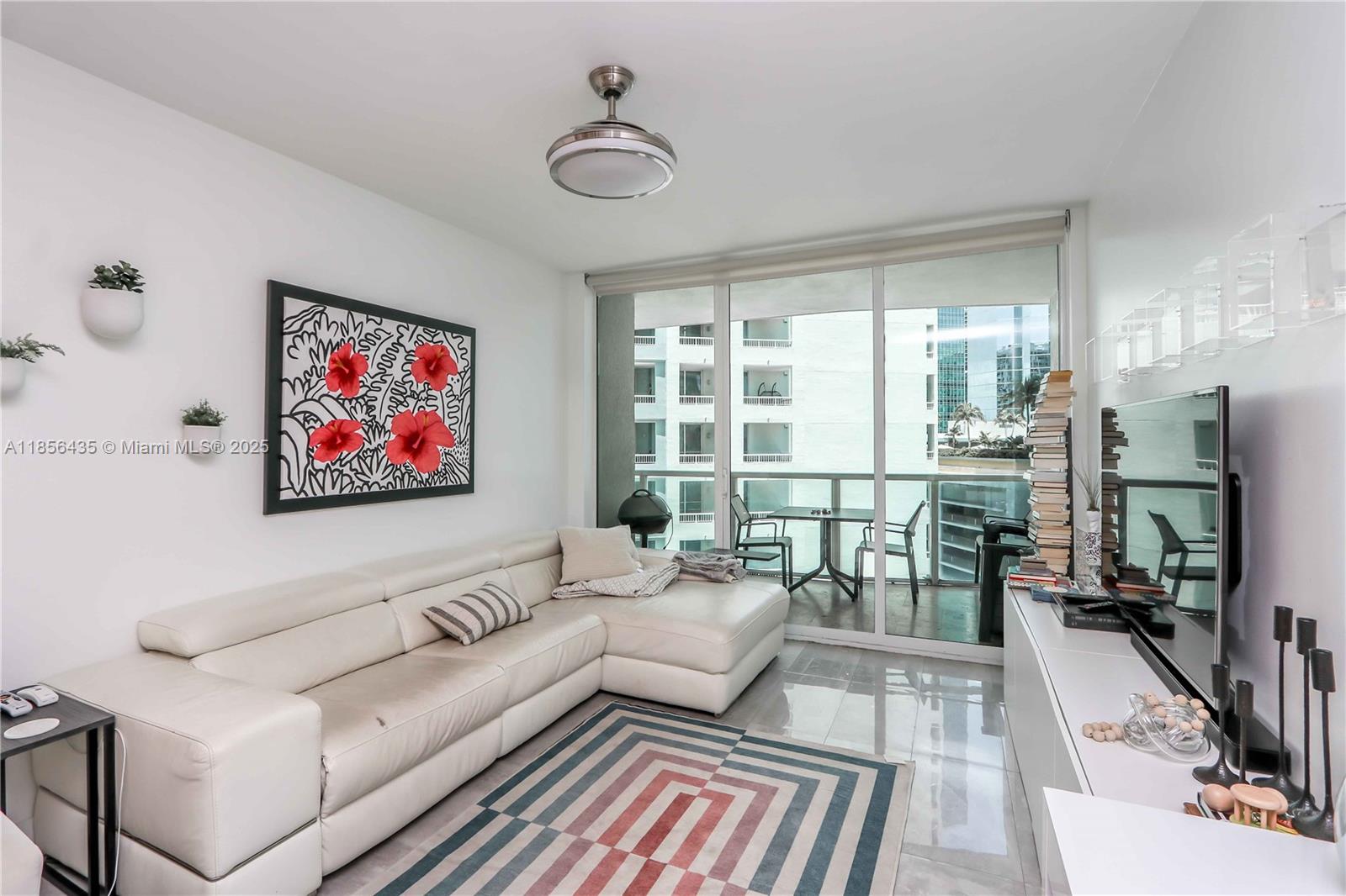 218 14th St Unit 1406, Miami, Florida 33131