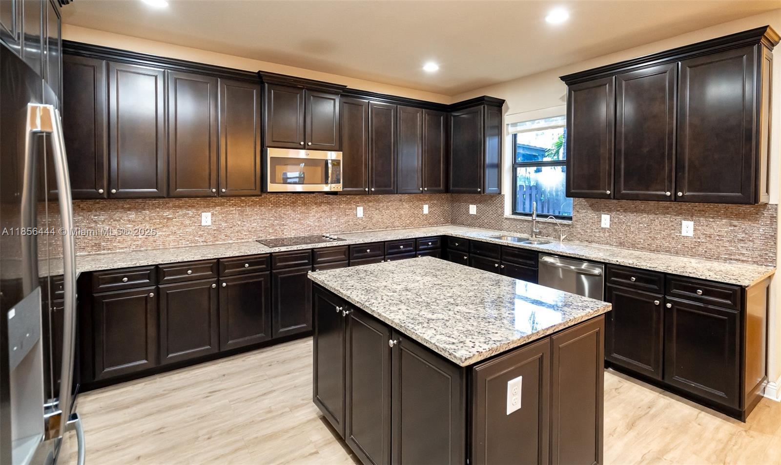 Property photo # 5