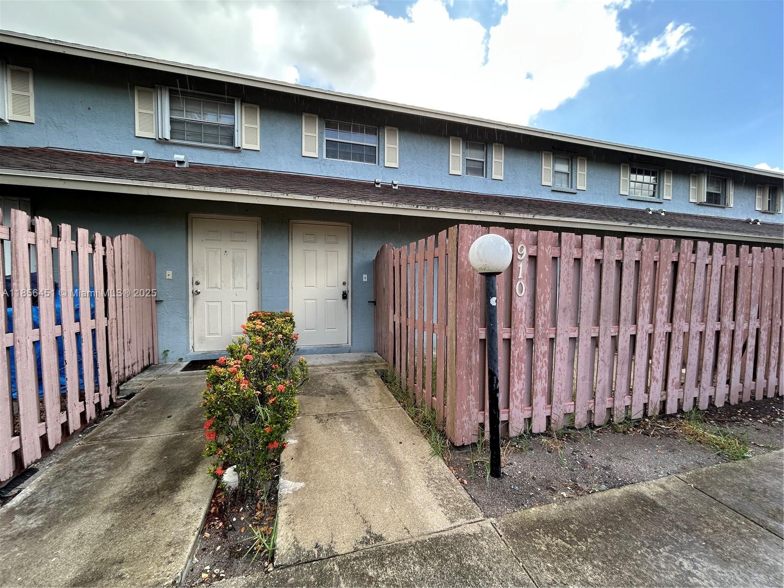 Cypress Estates Of Palm S