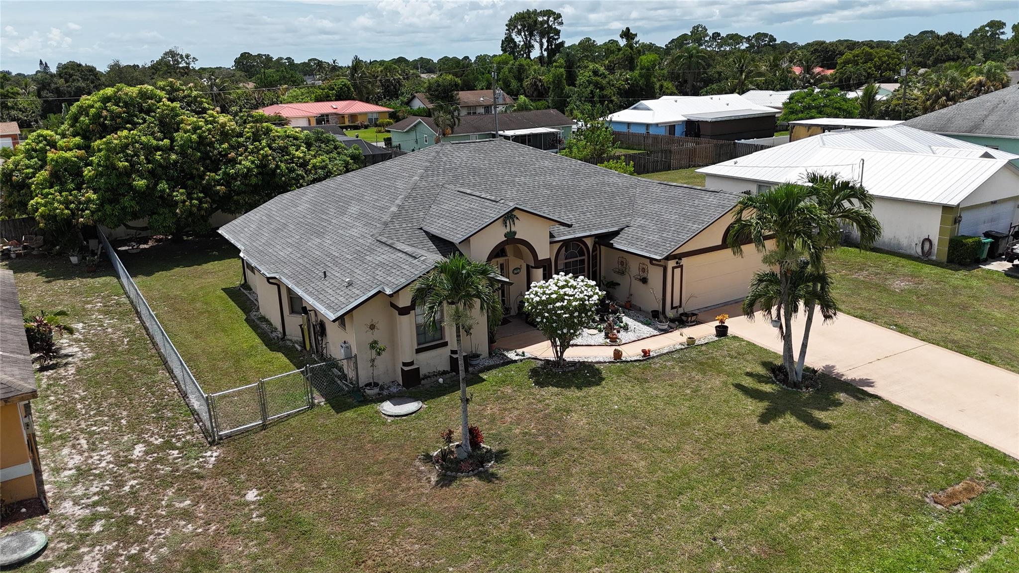 Homes for sale in Port St. Lucie, FL | 472 Se Faith Ter, Port St. Lucie, FL 34983 | MLS# F10519835