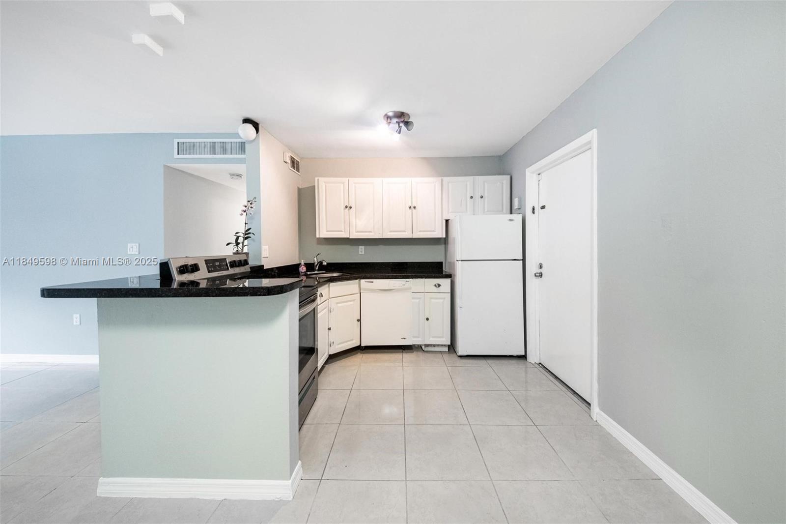 Property photo # 8