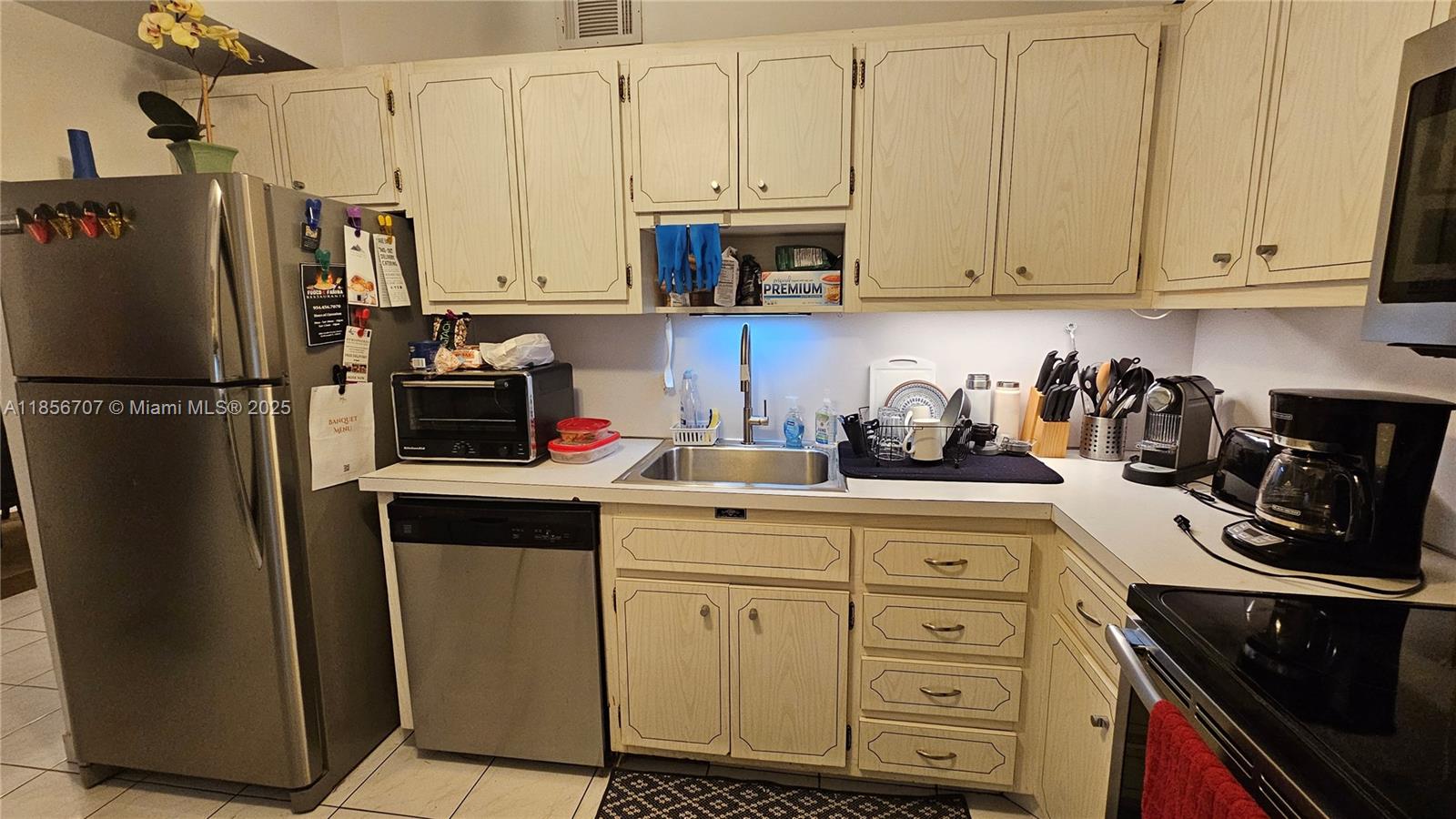Property photo # 4