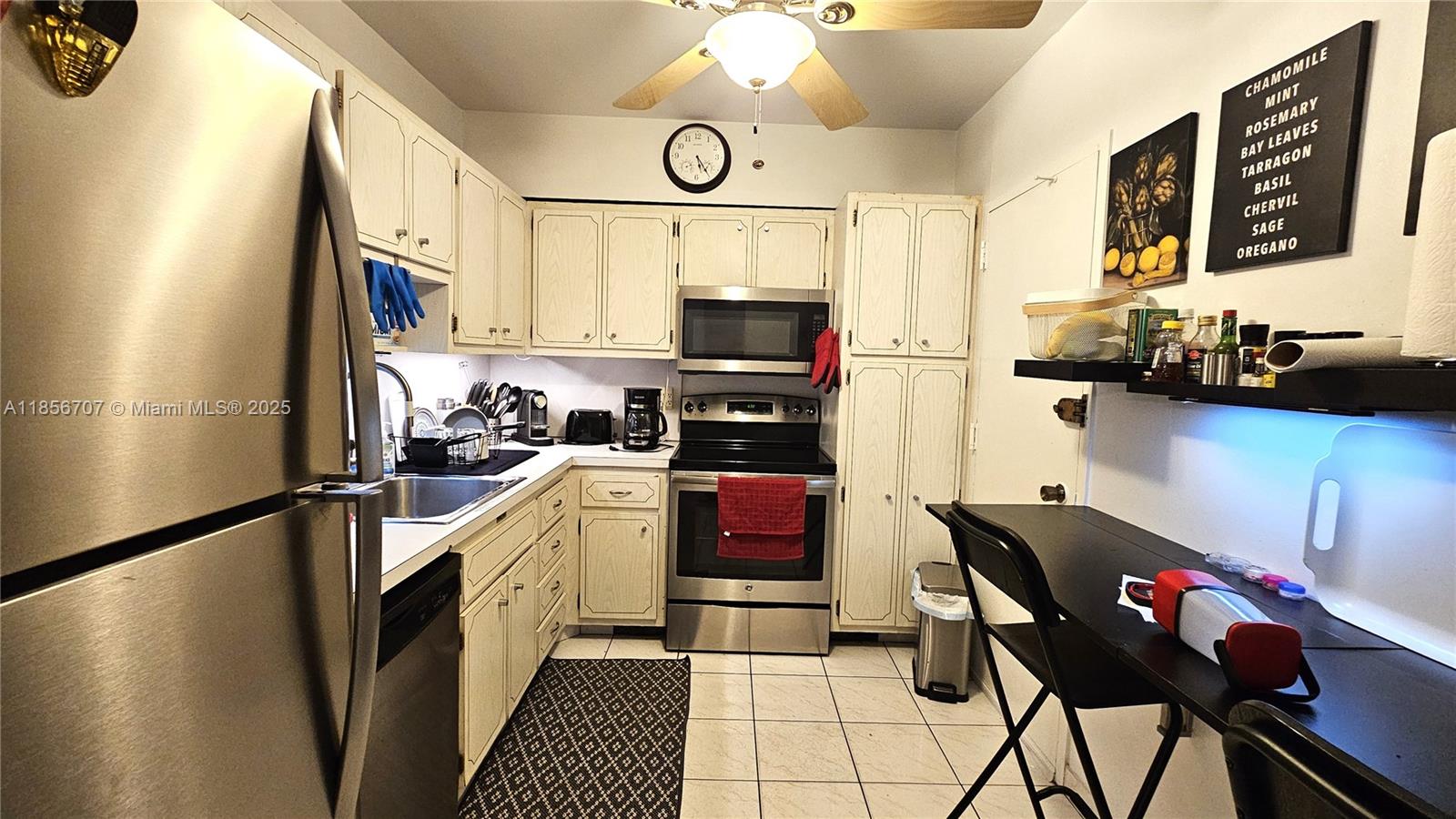 Property photo # 2