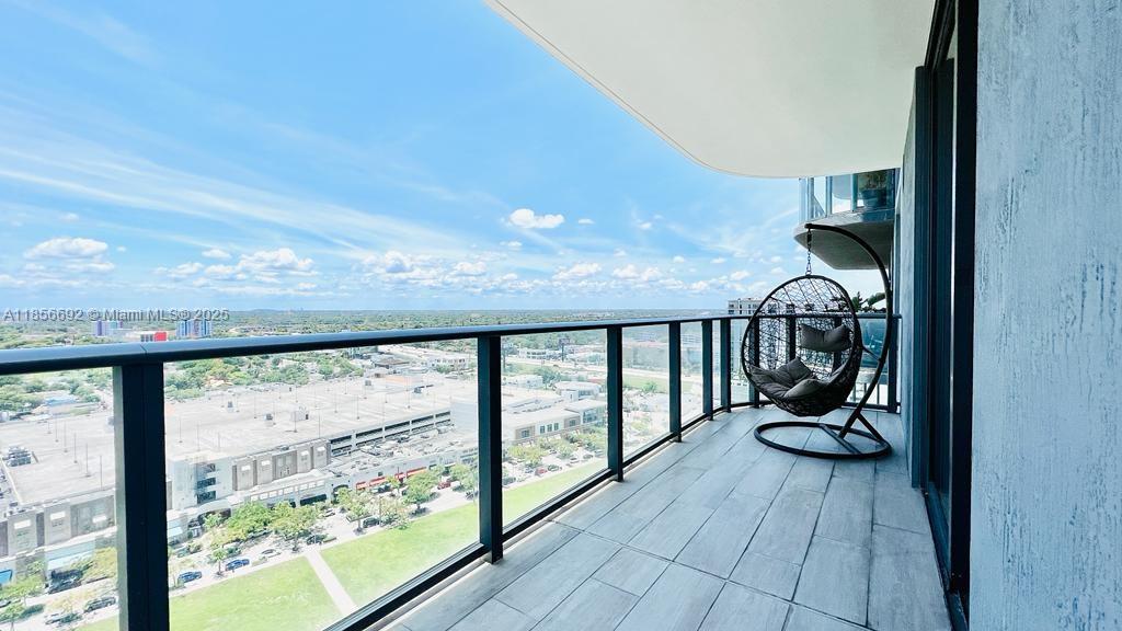 121 NE 34th St #2001, Miami FL 33137
