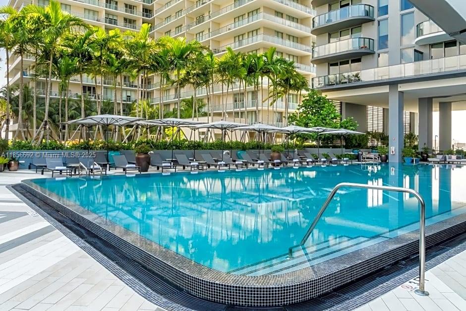 121 NE 34th St #2001, Miami FL 33137
