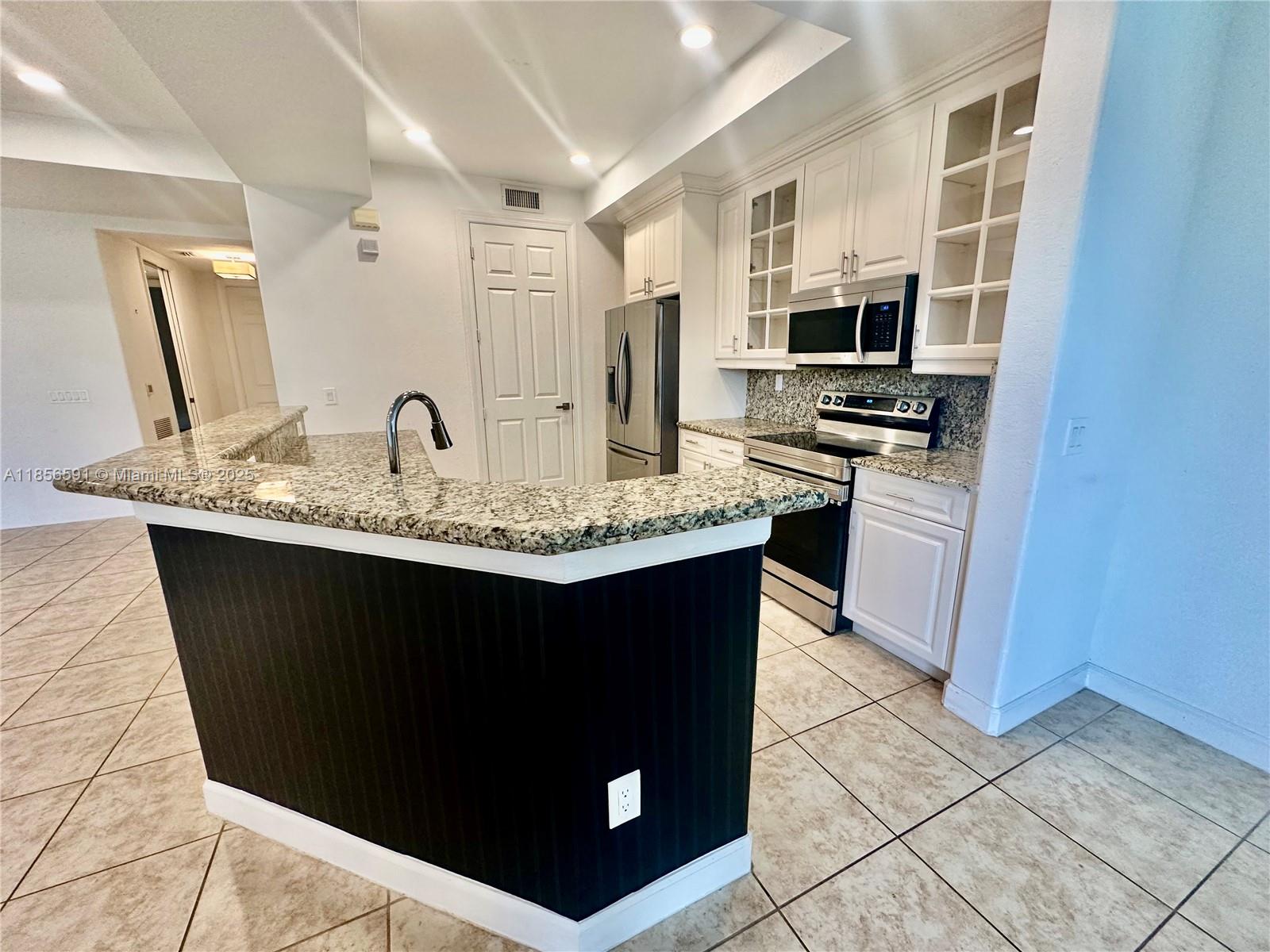 Property photo # 8