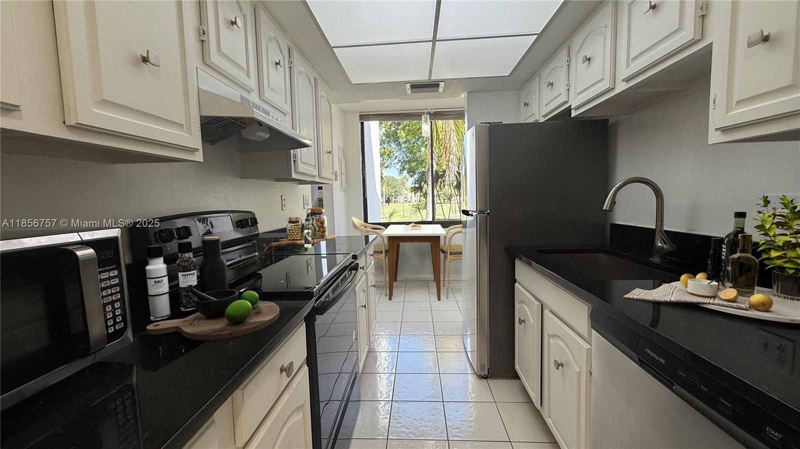 Property photo # 8