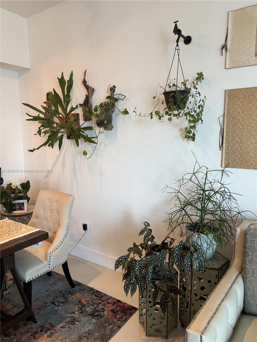 244 Biscayne Blvd #2706, Miami FL 33132