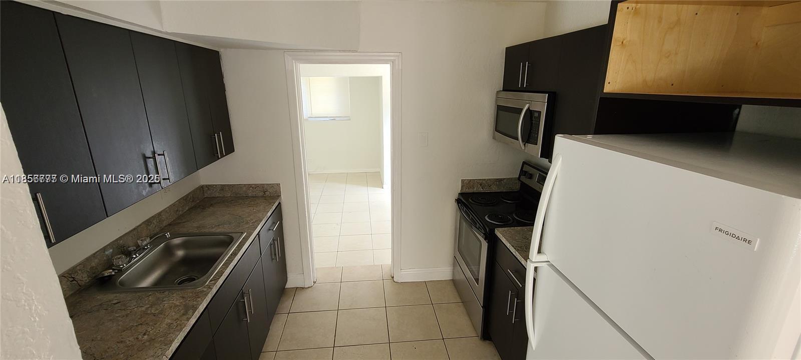 Property photo # 4