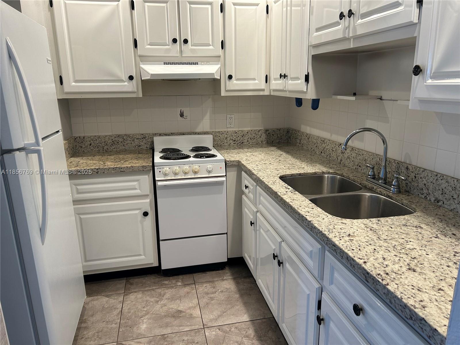 Property photo # 0