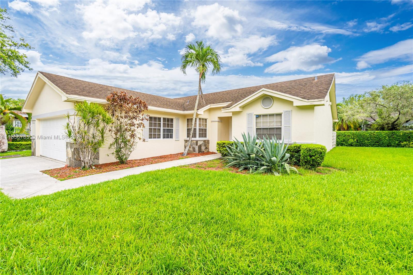 Property photo # 0