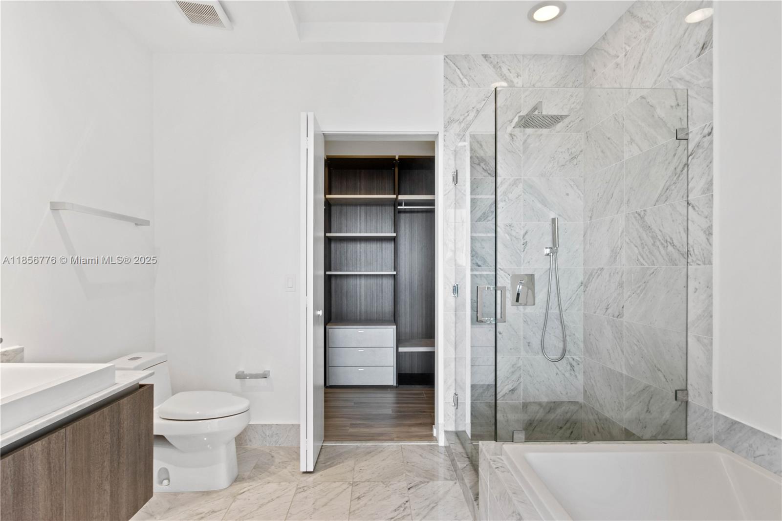 801 S Miami Ave #5009, Miami FL 33130