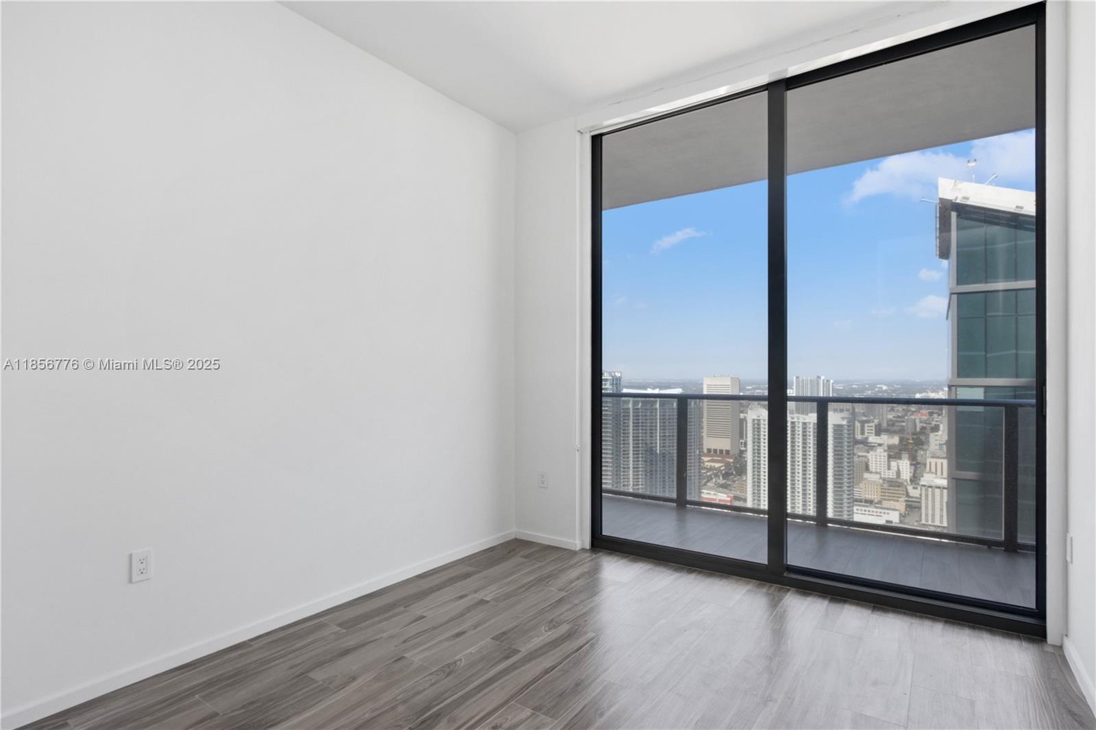 801 S Miami Ave #5009, Miami FL 33130