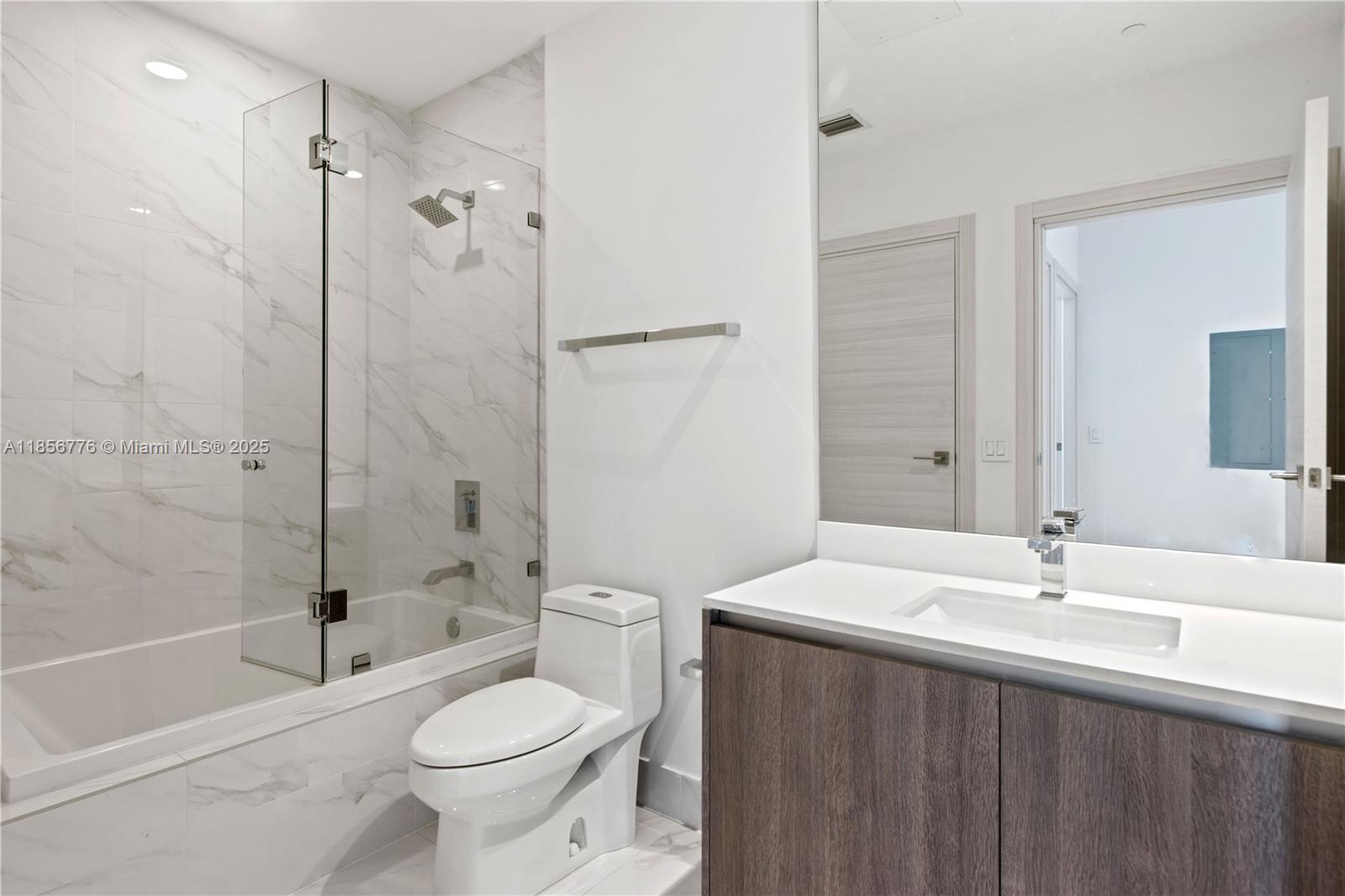 801 S Miami Ave #5009, Miami FL 33130