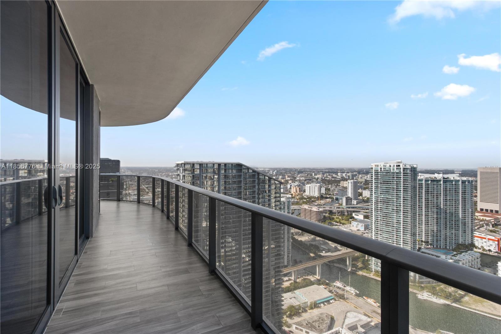801 S Miami Ave #5009, Miami FL 33130