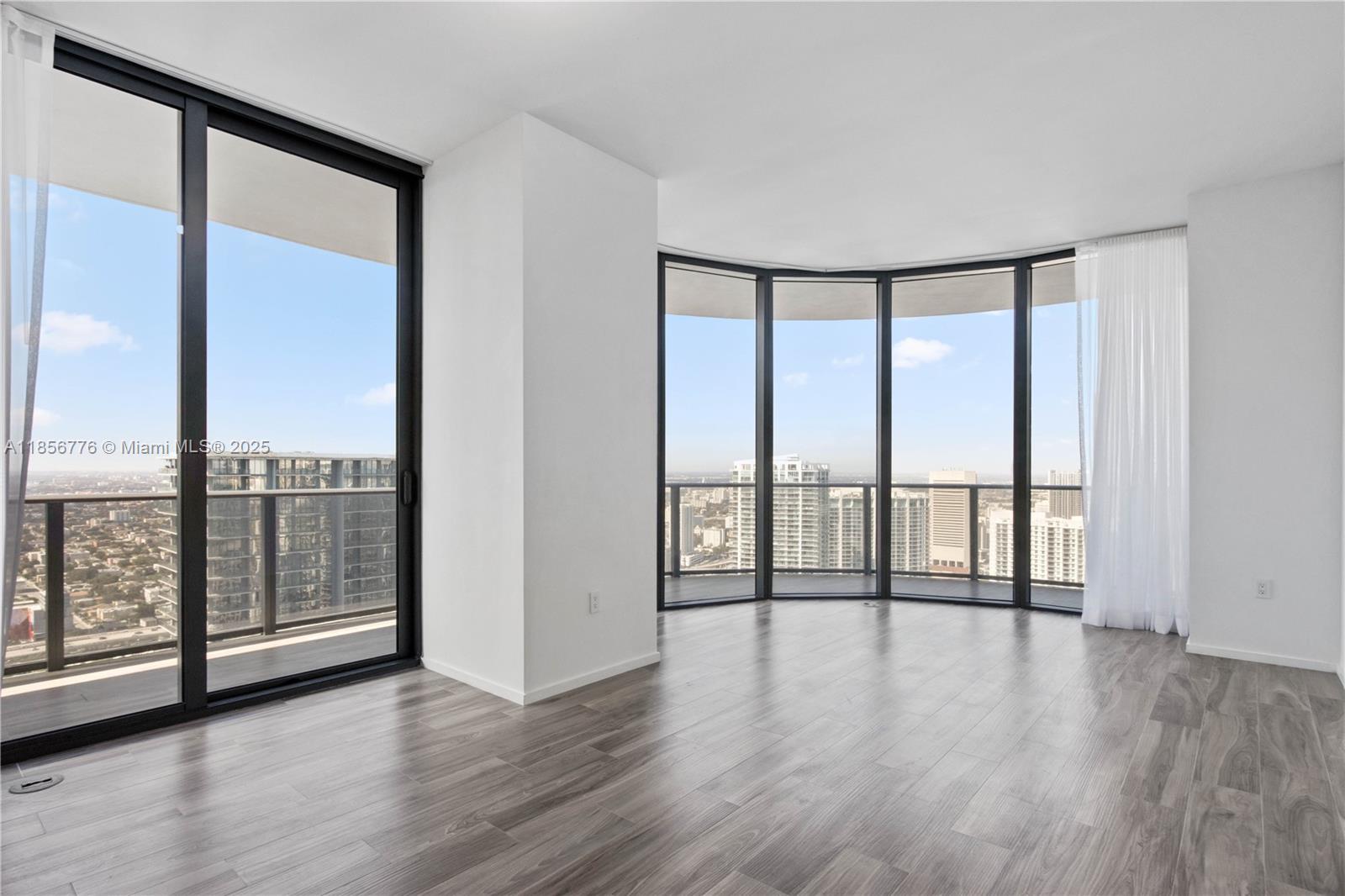 801 S Miami Ave #5009, Miami FL 33130