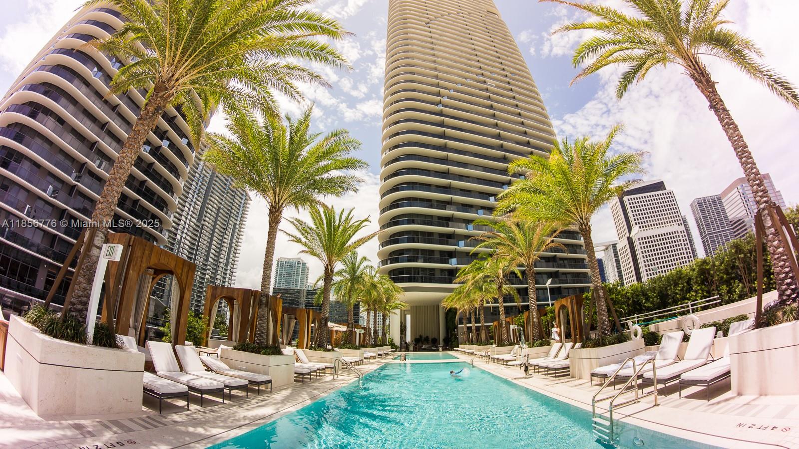 801 S Miami Ave #5009, Miami FL 33130