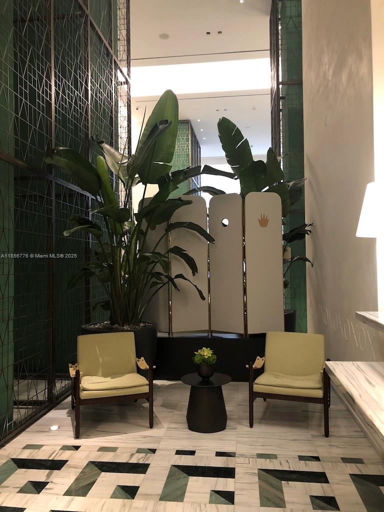 801 S Miami Ave #5009, Miami FL 33130