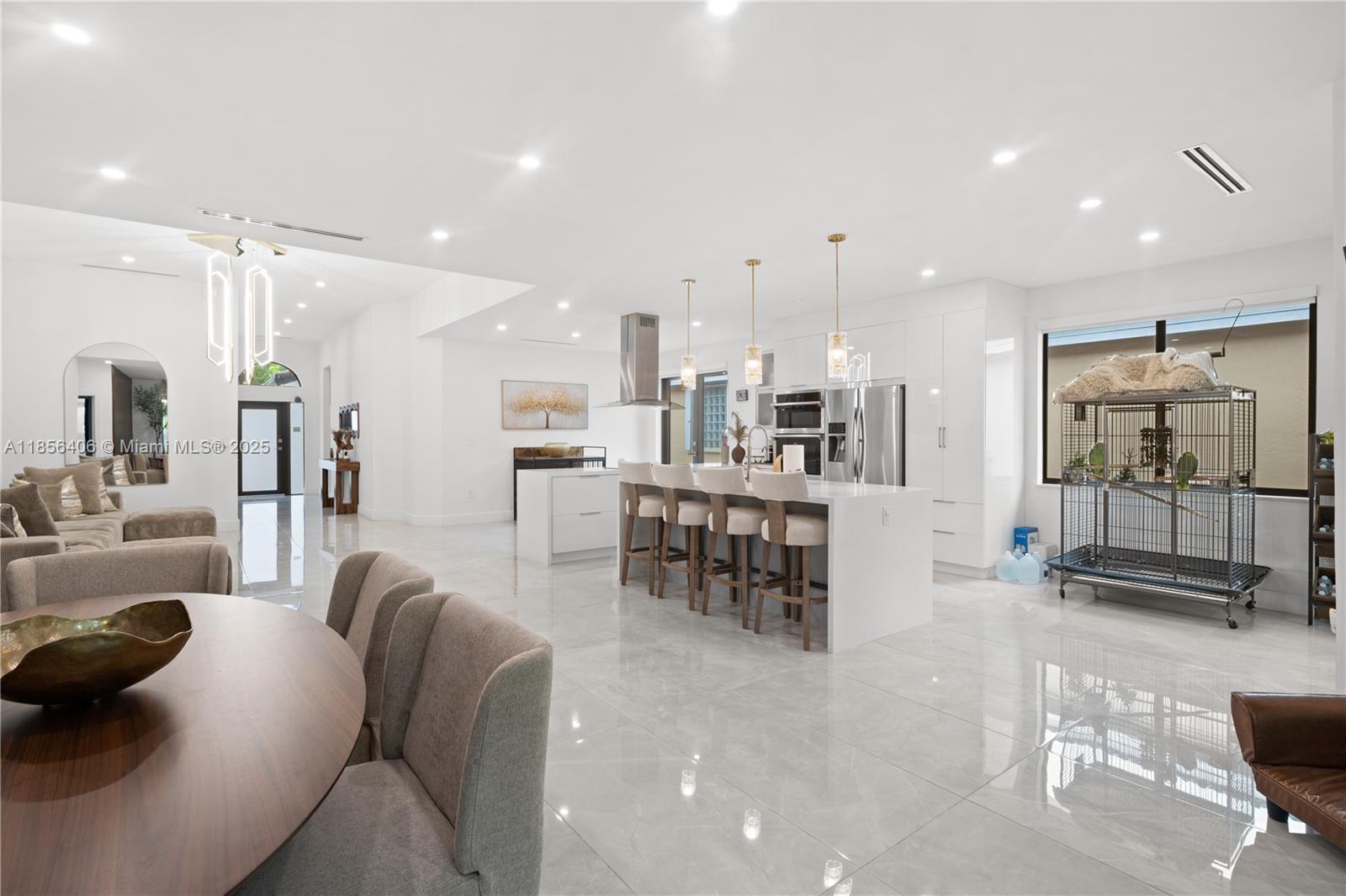 Property photo # 6